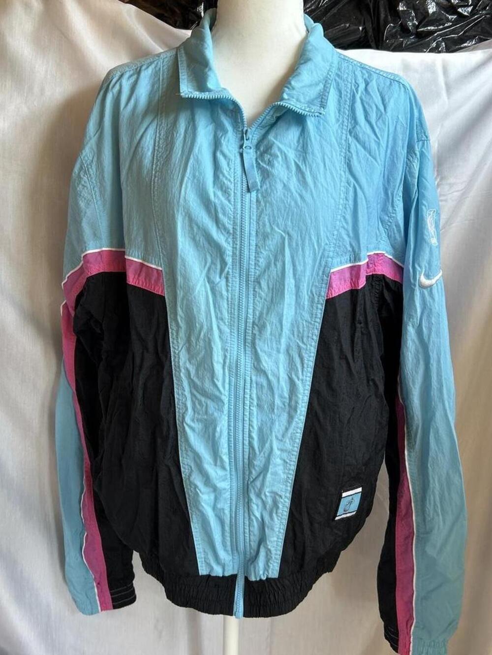 Adult Unisex Nike NBA Miami Heat City Edition Courtside Full-Zip Jacket - M